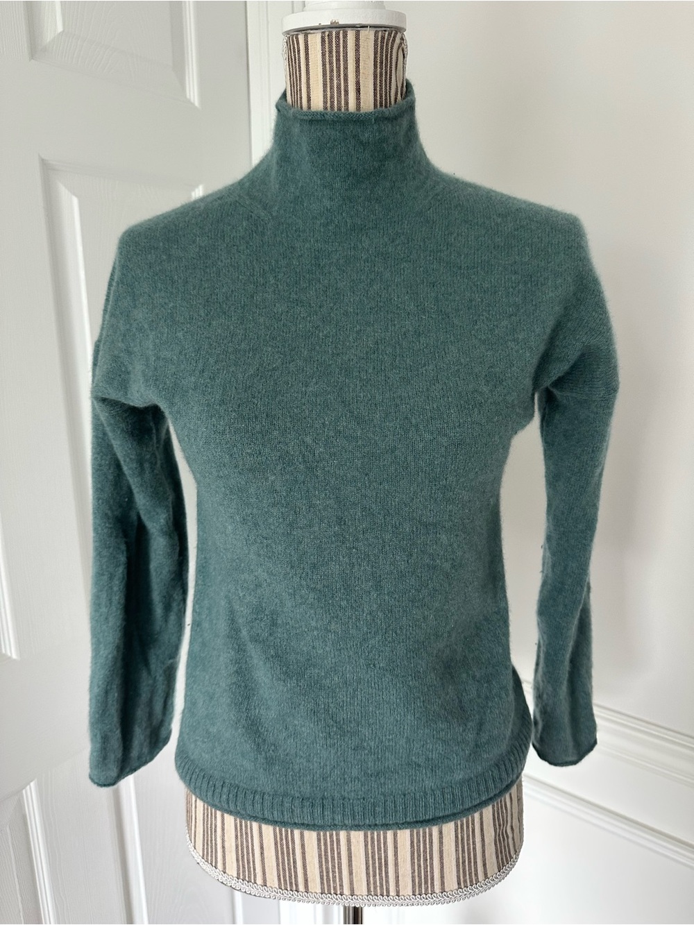 J.Crew 100% Cashmere Turtleneck Sweater XS Teal Green